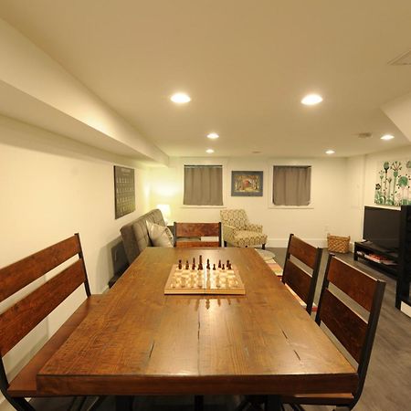 Cherry Blossom Townhouse, Easy Dc Access Вашингтон Экстерьер фото