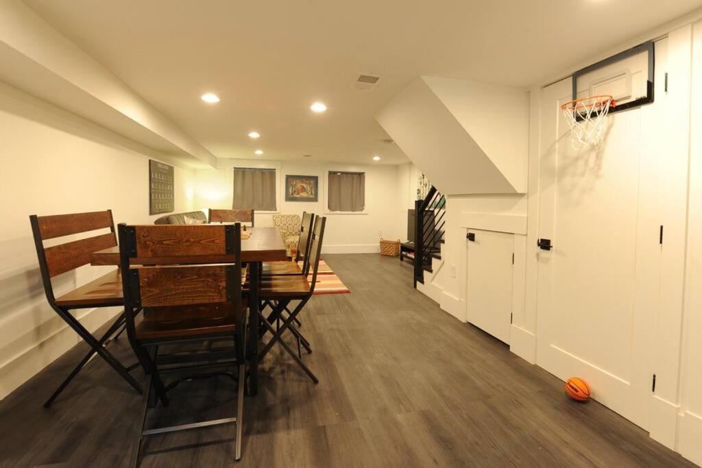 Cherry Blossom Townhouse, Easy Dc Access Вашингтон Экстерьер фото